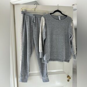 Flora Nikrooz Lounge Set